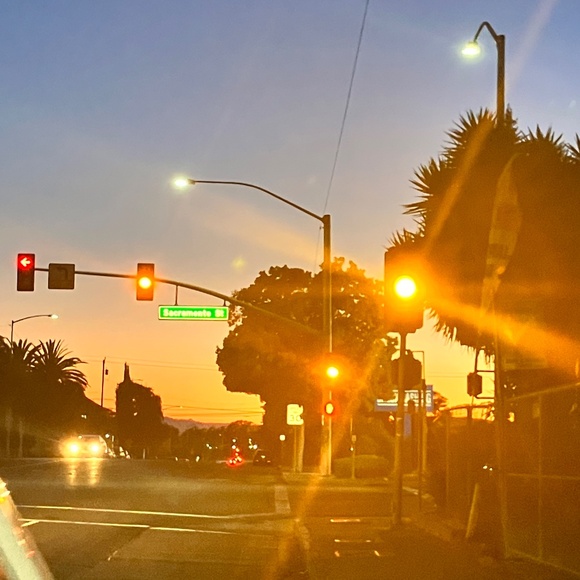 Shop my closet - Picture 5 of 10